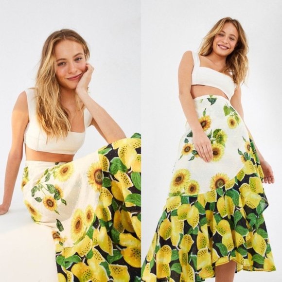 FARM Rio Dresses & Skirts - FARM Rio Sunflower Lemon Print Linen Midi …